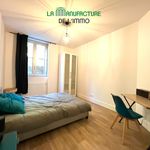 Appartement de 123 m² avec 5 chambre(s) en location à Saint-Étienne