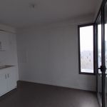 Rent 3 bedroom apartment of 71 m² in Nantes