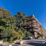 Rent 2 bedroom apartment of 67 m² in Roma