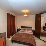 Rent 2 bedroom apartment of 60 m² in Feltham