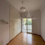Ενοικίαση 3 υπνοδωμάτιο διαμέρισμα από 12000 m² σε Vari-Voula-Vouliagmeni