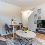 Appartement de 645 m² avec 2 chambre(s) en location à Edmonton