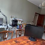 Rent 2 bedroom apartment of 87 m² in Crotone