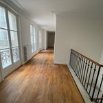 Rent 5 bedroom house of 215 m² in Paris