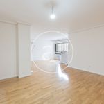 Rent 4 bedroom apartment of 204 m² in madrid