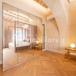 Rent 5 bedroom apartment of 123 m² in Firenze