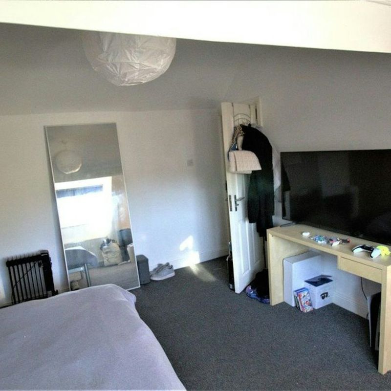 4 Bedroom Property For Rent in Sheffield - £95 pw