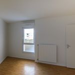 Rent 6 bedroom apartment of 112 m² in Villejuif