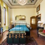 Rent 1 bedroom apartment of 50 m² in Florence