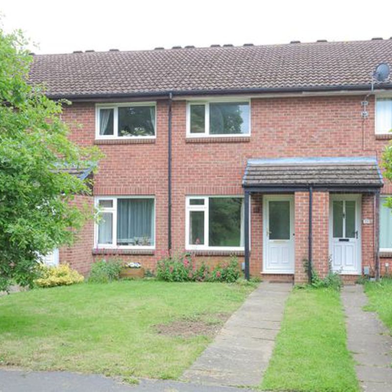 Terraced house to rent in Thorne Close, Kidlington OX5