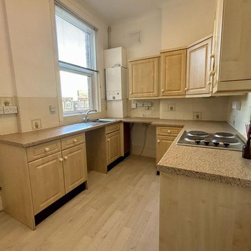 Flat to rent in Hastings Road, Bexhill-On-Sea TN40 Glyne Gap