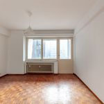 Appartement de 120 m² avec 1 chambre(s) en location à Liège