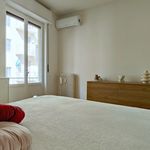 Affitto 2 camera appartamento di 63 m² in Milano