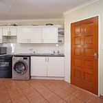 Rent 2 bedroom apartment of 10 m² in Johannesburg