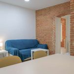 Rent 2 bedroom apartment of 65 m² in La Castellana