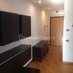 Affitto 2 camera appartamento di 70 m² in Monza