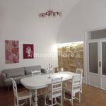 Rent 5 bedroom house of 160 m² in Terrasini