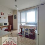 Pronajměte si 3 ložnic/e byt o rozloze 74 m² v Bakov nad Jizerou