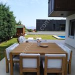 Rent 6 bedroom house of 800 m² in İzmir