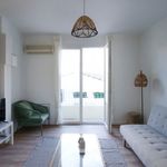 Rent 5 bedroom apartment of 77 m² in Marseille
