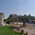 Rent 4 bedroom house of 290 m² in Colina