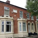 Rent 6 bedroom flat in Salford