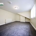 Rent 3 bedroom apartment in Huddersfield