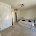 Alquilo 3 dormitorio casa de 421 m² en Nueva Andalucía