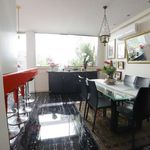 Rent 5 bedroom apartment of 154 m² in Lisboa