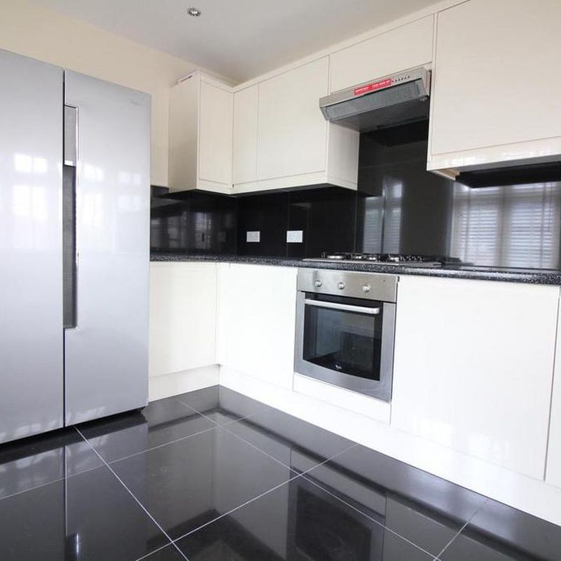 1 bedroom in a house share to rent Strawberry Hill