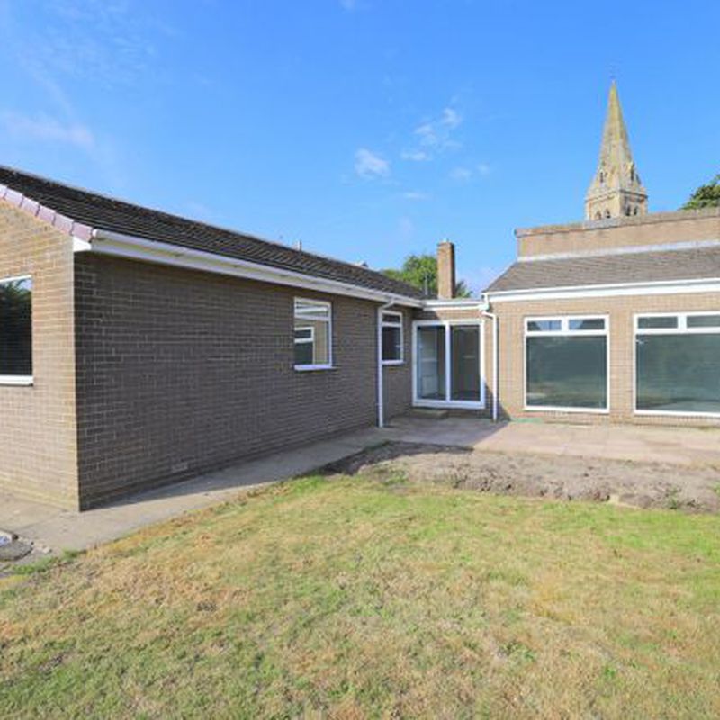 Detached bungalow to rent in Sheen Close, West Rainton, Houghton Le Spring DH4