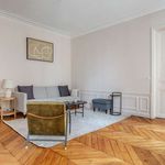 Rent 4 bedroom apartment of 137 m² in Paris