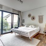 Huur 3 slaapkamer appartement van 210 m² in Uccle