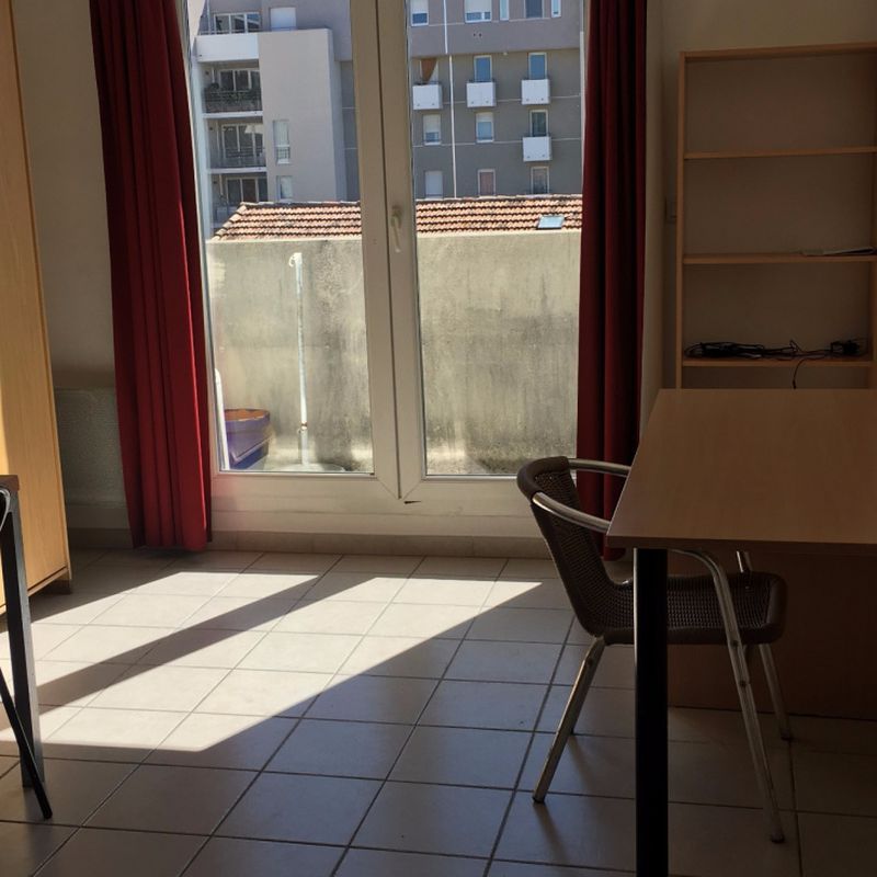 Appartement  19 m² -   1 pièce -  Avignon (84000)