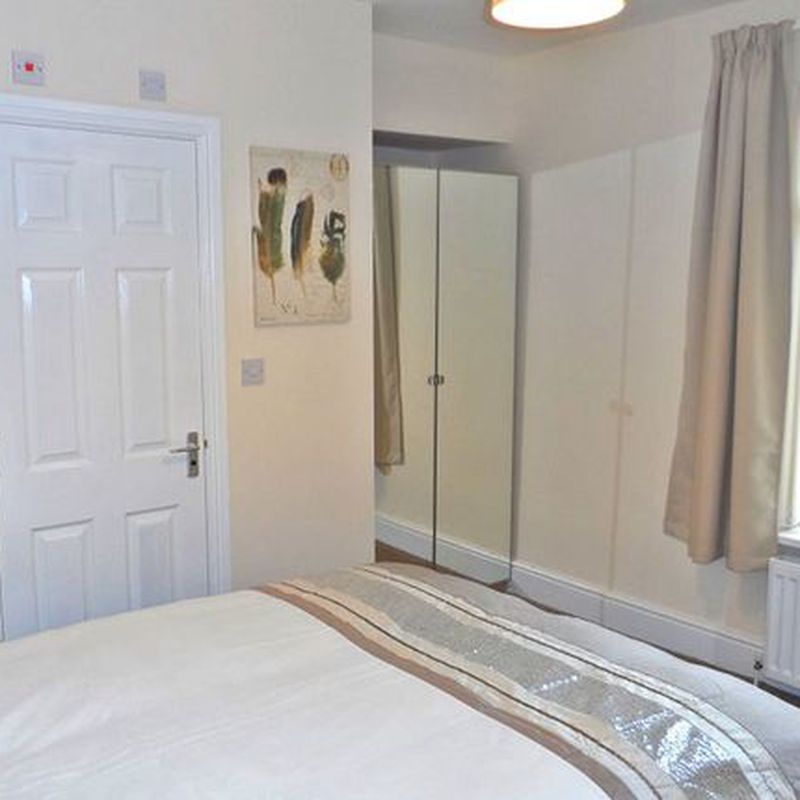 Room to rent in Fern Avenue, Doncaster DN5 Bentley