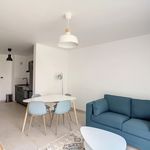 Rent 2 bedroom apartment of 40 m² in Fontainebleau