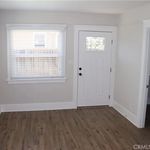 Rent 2 bedroom apartment of 46 m² in Huntington Beach