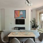 Rent 2 bedroom apartment of 90 m² in Warszawa