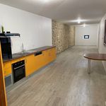 Appartement de 87 m² avec 5 chambre(s) en location à Arnaville