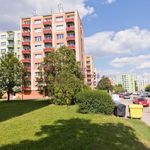 Pronajměte si 4 ložnic/e byt o rozloze 63 m² v Jindřichův Hradec