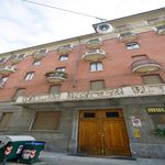 Rent a room of 110 m² in Torino
