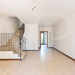 Affitto 5 camera casa di 257 m² in Vicenza