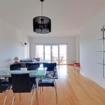 Rent 2 bedroom apartment of 180 m² in Quarteira
