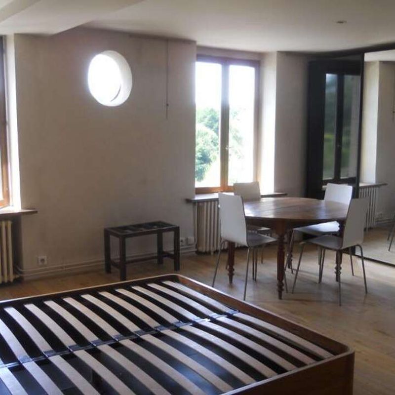 Location appartement 1 pièce 47 m² Bonneuil-en-Valois (60123)