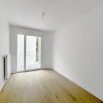 Rent 4 bedroom apartment of 94 m² in Clichy