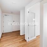 Rent 1 bedroom apartment of 65 m² in Praha