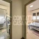 Rent 2 bedroom apartment of 50 m² in Grassobbio