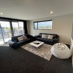 Rent 3 bedroom house of 181 m² in Tasman