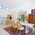 Rent 4 bedroom house of 272 m² in Estepona