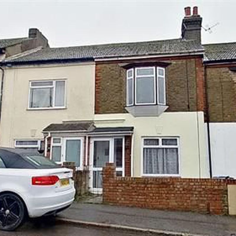 Terraced house to rent in Eaton Road, Dover CT17 Elms Vale